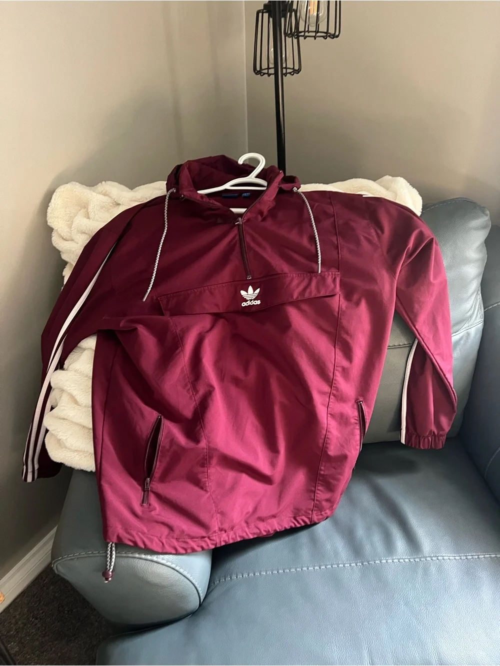 Men’s size L Adidas Burgundy Windbreaker Pullover Hoodie